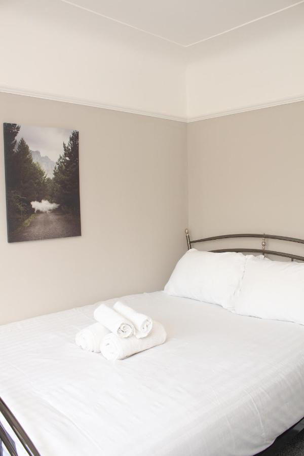 Cosy 3Bed Bungalow In West Kirby, Free Parking 弗兰克比 外观 照片